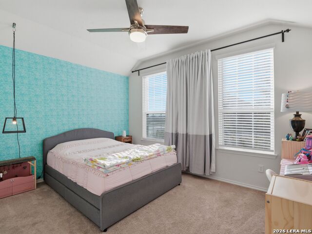 Listing photo id 26 for 642 Rusty Gate Way