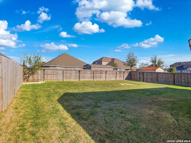 Listing photo id 30 for 642 Rusty Gate Way