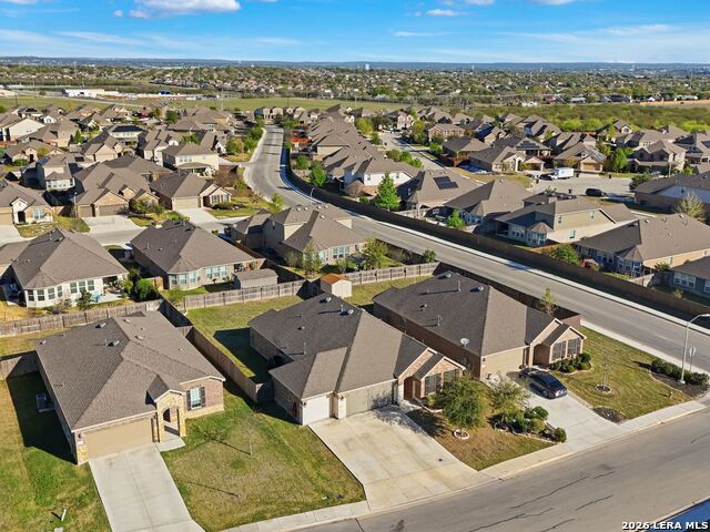 Listing photo id 34 for 642 Rusty Gate Way