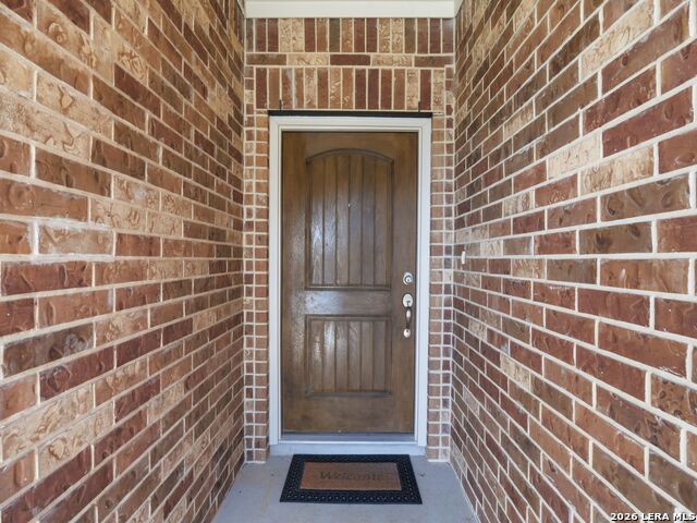 Listing photo id 2 for 642 Rusty Gate Way