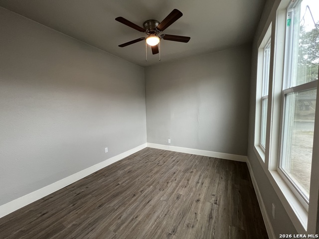 Image 4 of 9 For 107 Stanley Ct  4