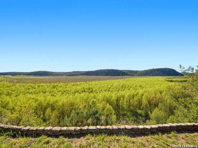 Image 35 of 47 For 159 Thornton