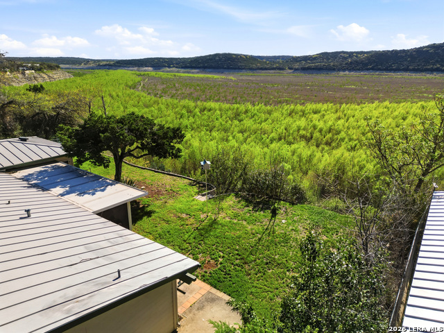 Image 40 of 47 For 159 Thornton