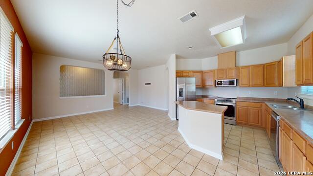 Image 15 of 46 For 101 Springtree Cliff