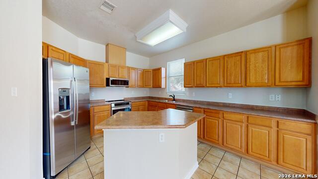 Image 18 of 46 For 101 Springtree Cliff