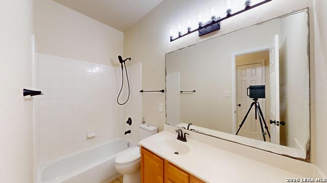 Image 28 of 46 For 101 Springtree Cliff