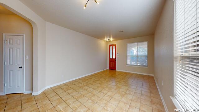 Image 9 of 46 For 101 Springtree Cliff