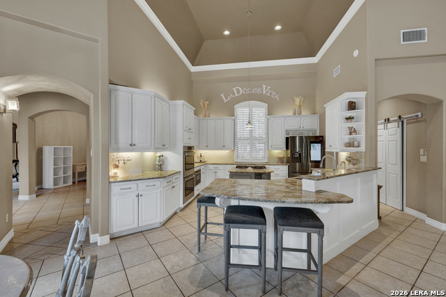 Image 11 of 50 For 9752 Trophy Oaks