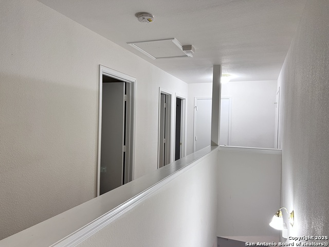 Image 27 of 28 For 7454 Carriage Pass