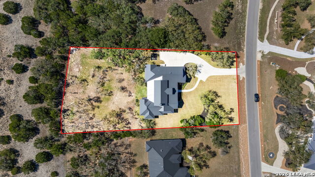 Image 27 of 48 For 979 Belle Oaks