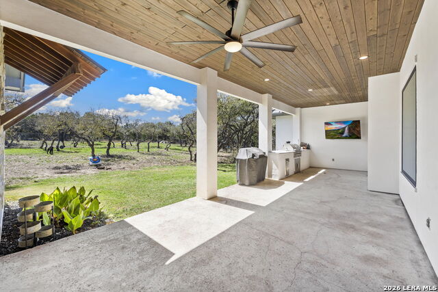 Image 28 of 48 For 979 Belle Oaks