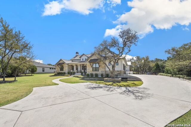 Image 33 of 48 For 979 Belle Oaks