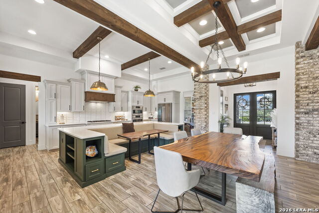 Image 34 of 48 For 979 Belle Oaks