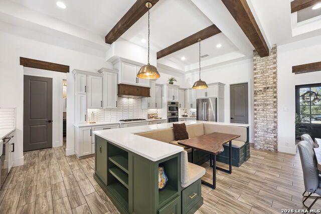 Image 36 of 48 For 979 Belle Oaks