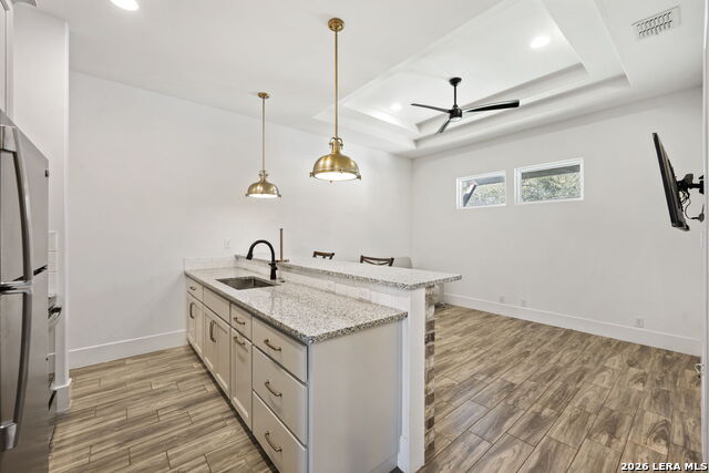 Image 43 of 48 For 979 Belle Oaks