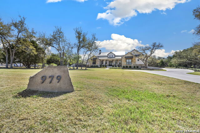 Image 6 of 48 For 979 Belle Oaks