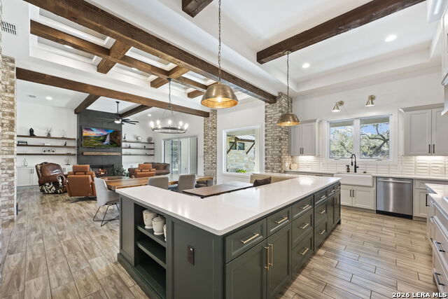 Image 9 of 48 For 979 Belle Oaks