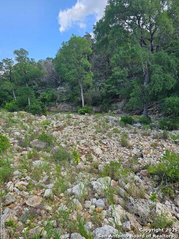 Image 2 of 19 For 0 Happy Hollow