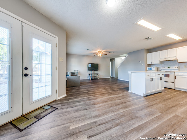 Image 7 of 20 For 12127 Branding Pt