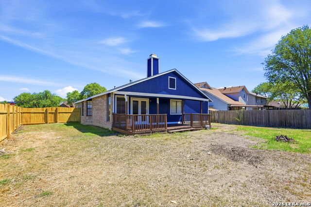 Image 18 of 19 For 5223 Lakebend East