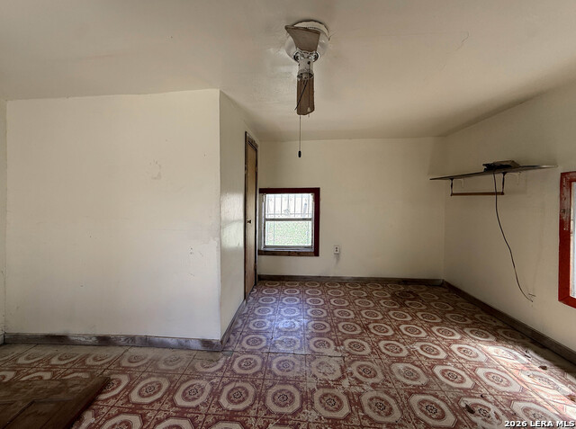 Image 24 of 29 For 514 Recio  