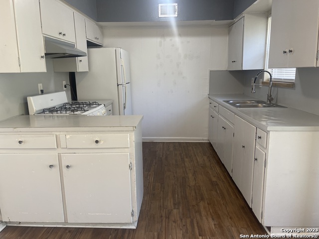 Image 9 of 10 For 4512 Slayden Dr