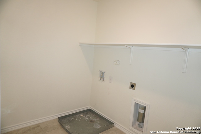 Image 18 of 31 For 4809 Park Gln