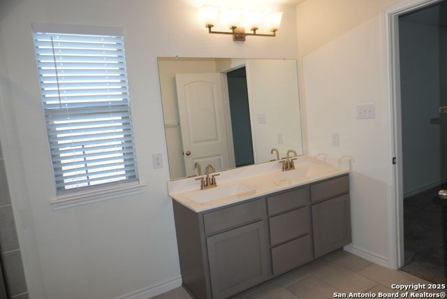 Image 26 of 31 For 4809 Park Gln