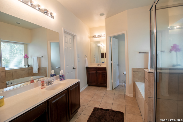 Image 18 of 31 For 15923 Socorro Falls