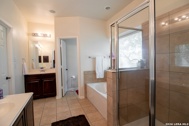 Image 19 of 31 For 15923 Socorro Falls