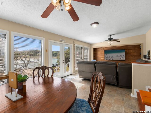 Image 18 of 49 For 528 Rimrock Pass