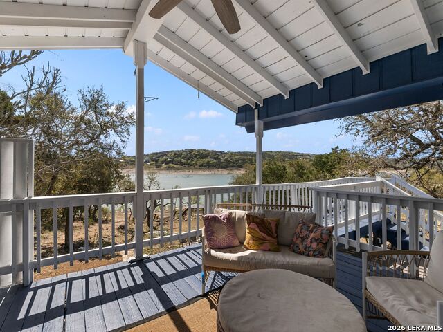 Image 25 of 49 For 528 Rimrock Pass