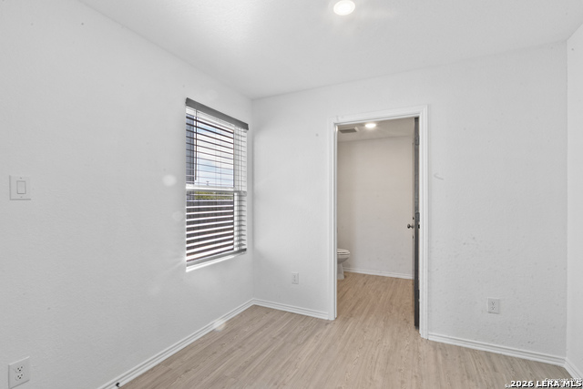 Image 7 of 17 For 7137 Elm Cove