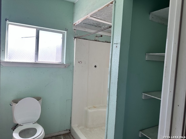 Image 17 of 24 For 831 Brighton