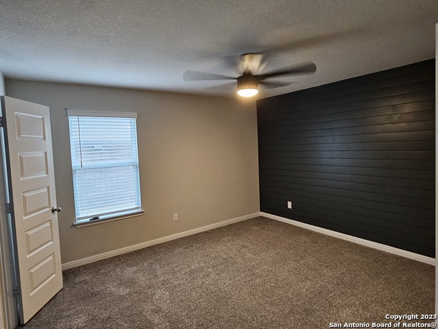 Image 22 of 38 For 12549 Rothau Dr