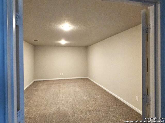 Image 25 of 38 For 12549 Rothau Dr