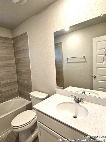 Image 29 of 38 For 12549 Rothau Dr