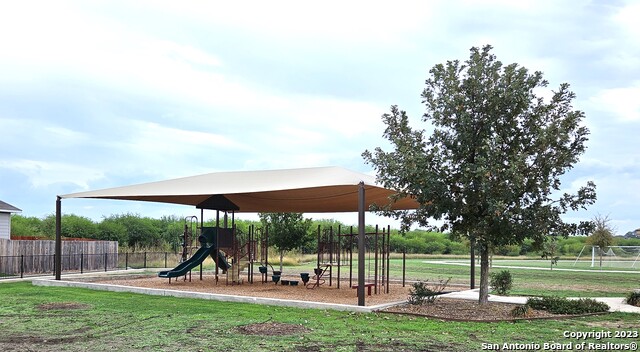 Image 37 of 38 For 12549 Rothau Dr