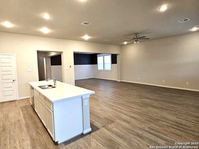 Image 5 of 38 For 12549 Rothau Dr