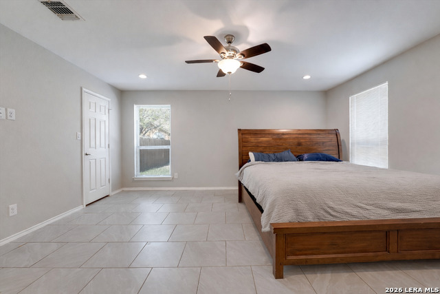 Image 12 of 18 For 9391 Valley Gate