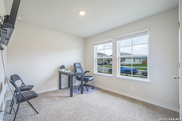 Image 11 of 18 For 14638 Pearl Flats