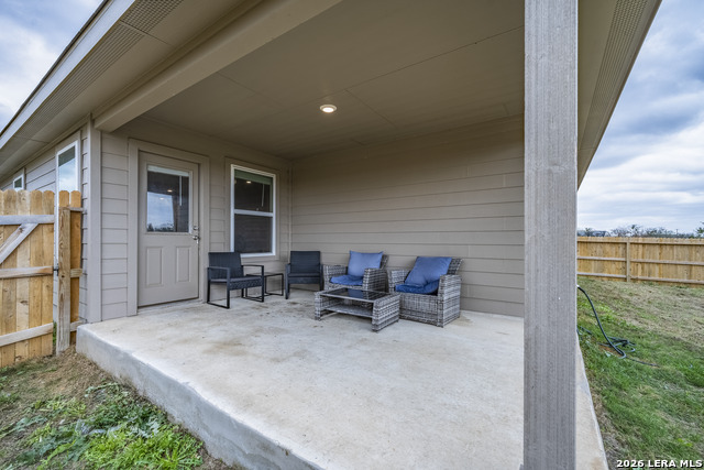 Image 17 of 18 For 14638 Pearl Flats