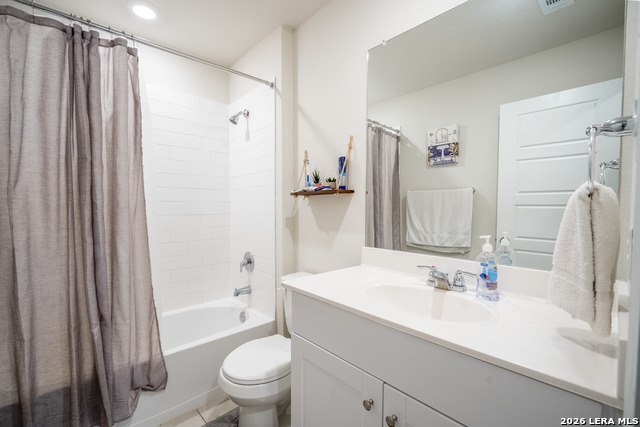 Image 9 of 18 For 14638 Pearl Flats