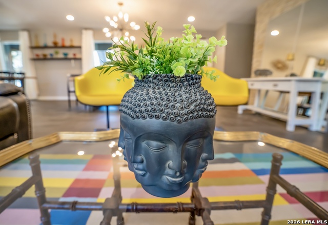 Image 19 of 60 For 9117 Oak Downs