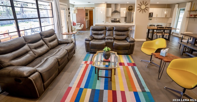 Image 23 of 60 For 9117 Oak Downs