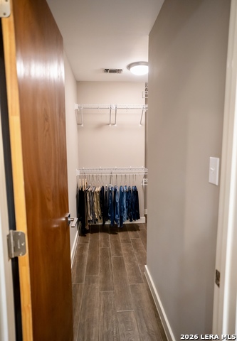 Image 31 of 60 For 9117 Oak Downs