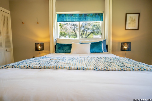 Image 33 of 60 For 9117 Oak Downs