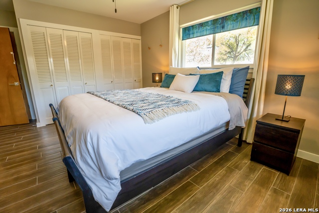 Image 35 of 60 For 9117 Oak Downs