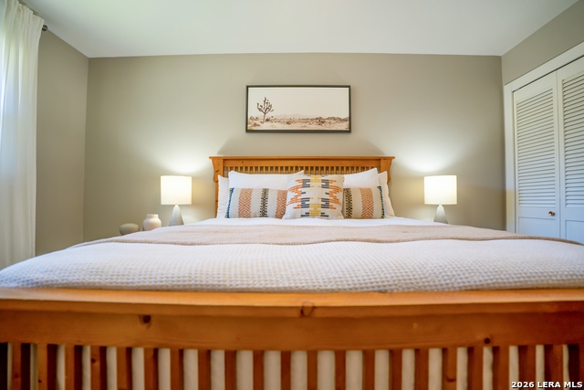 Image 38 of 60 For 9117 Oak Downs