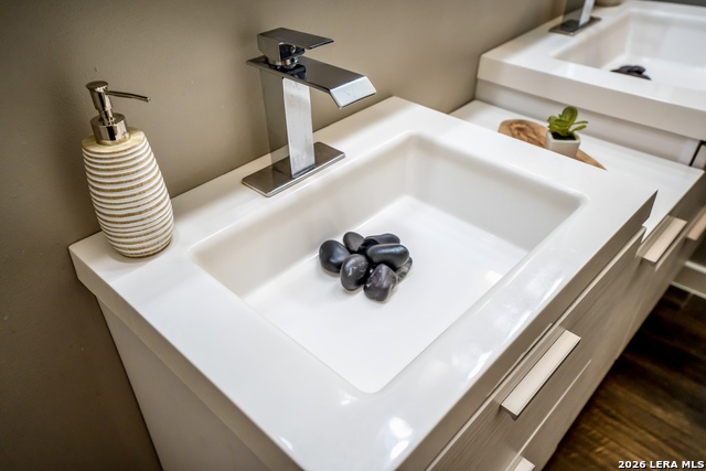 Image 43 of 60 For 9117 Oak Downs